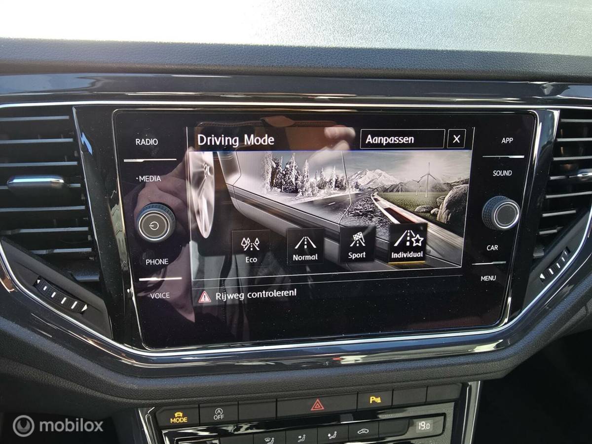 Volkswagen T-Roc Volkswagen T-Roc 1.5 TSI Sport ACC/Virtual/Camera/18Inch/NAP