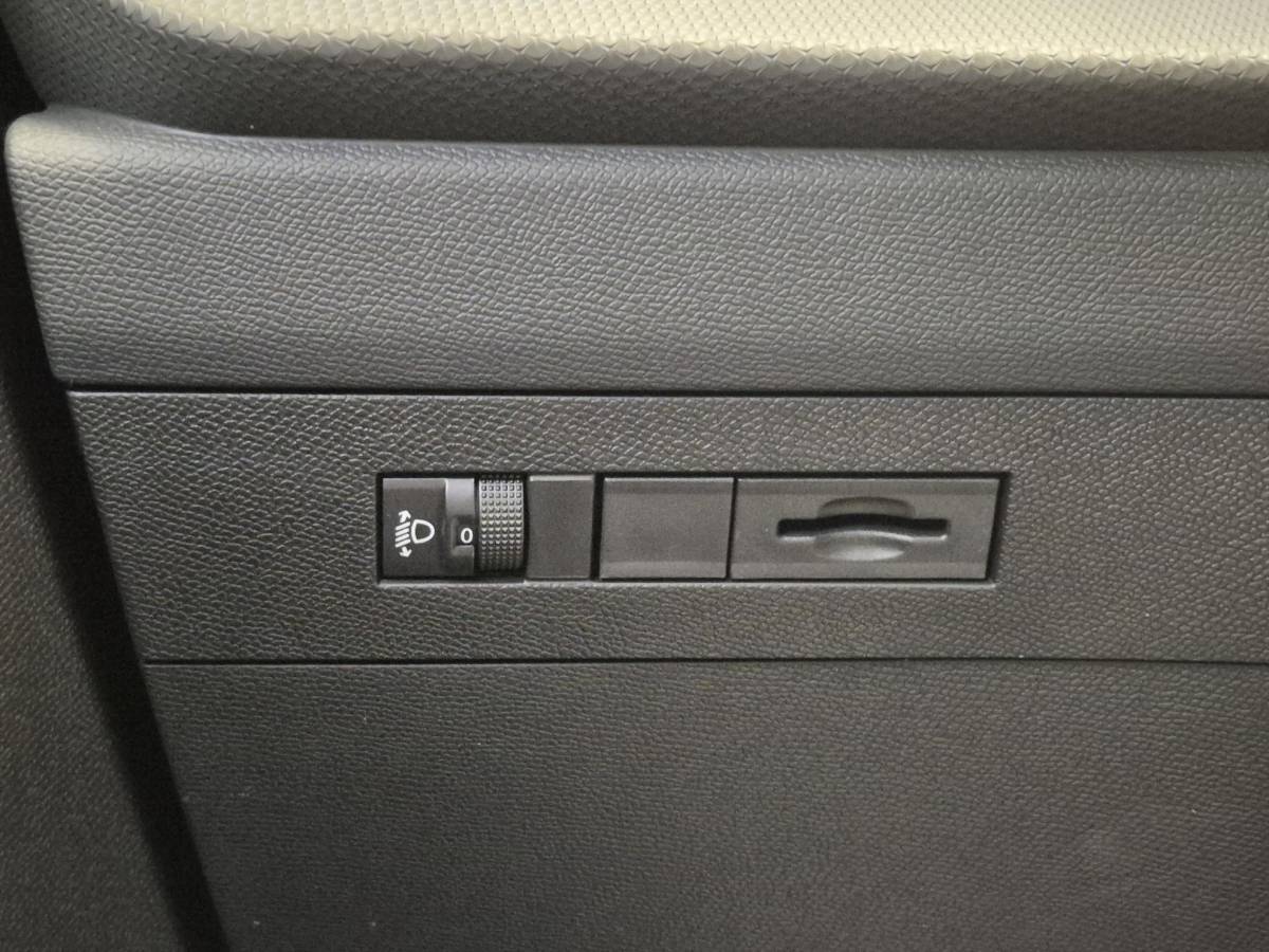 Opel Astra Opel Astra 1.2 Turbo Edition | Apple CarPlay / Android Auto | Stoel- en stuurverwarming | AGR Comfortstoel | Parkeersensoren voor en achter |