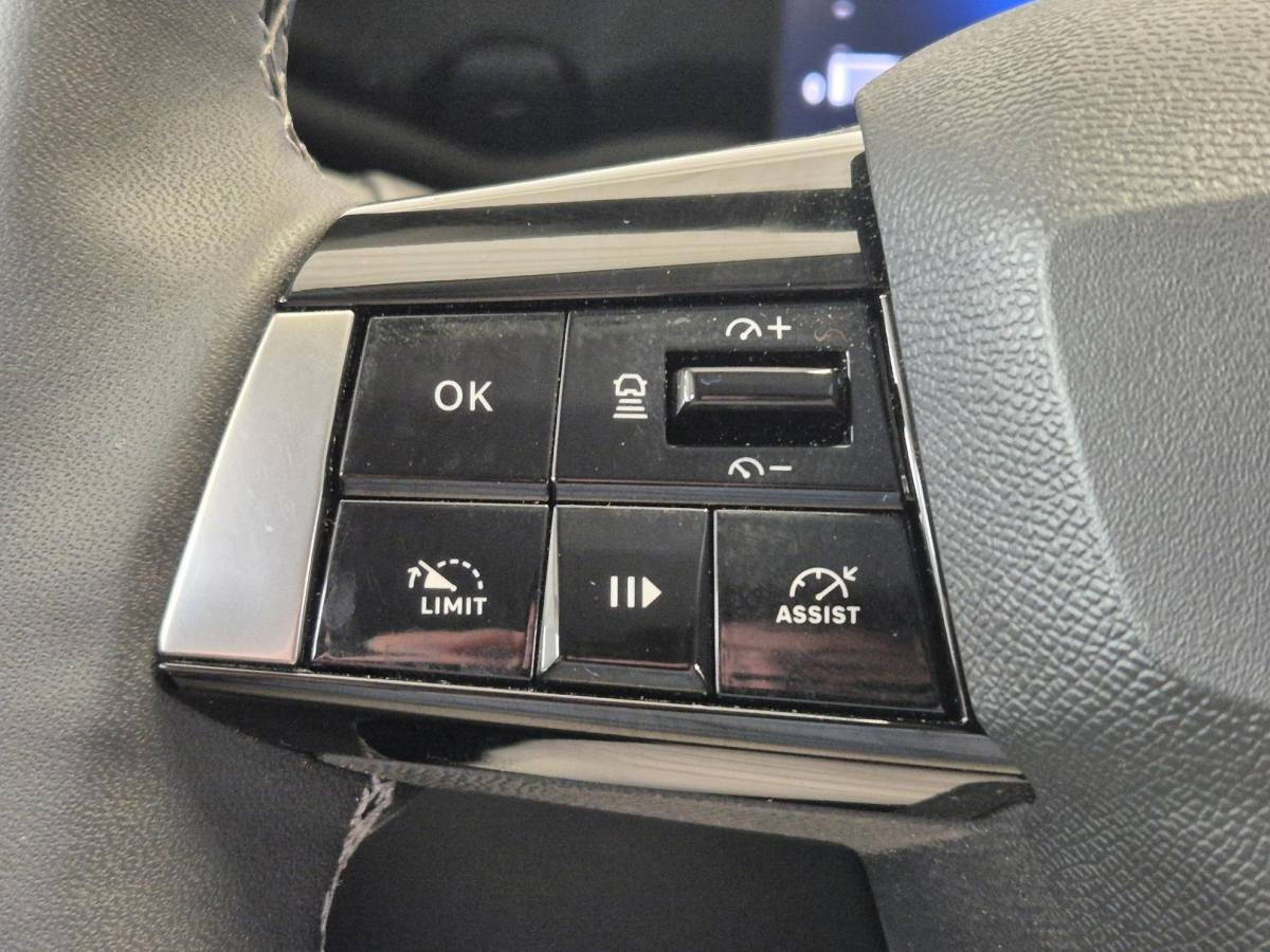 Opel Astra Opel Astra 1.2 Turbo Edition | Apple CarPlay / Android Auto | Stoel- en stuurverwarming | AGR Comfortstoel | Parkeersensoren voor en achter |