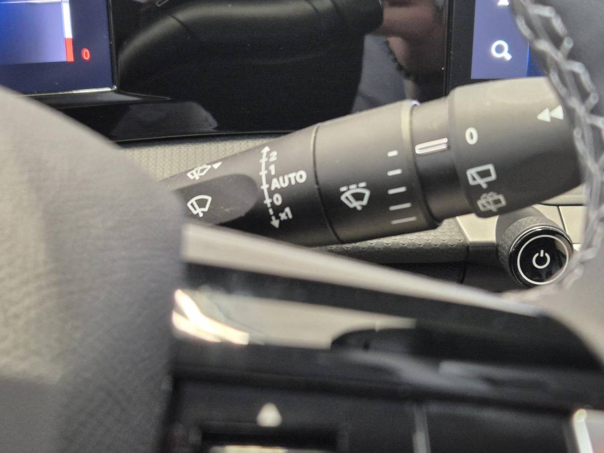 Opel Astra Opel Astra 1.2 Turbo Edition | Apple CarPlay / Android Auto | Stoel- en stuurverwarming | AGR Comfortstoel | Parkeersensoren voor en achter |
