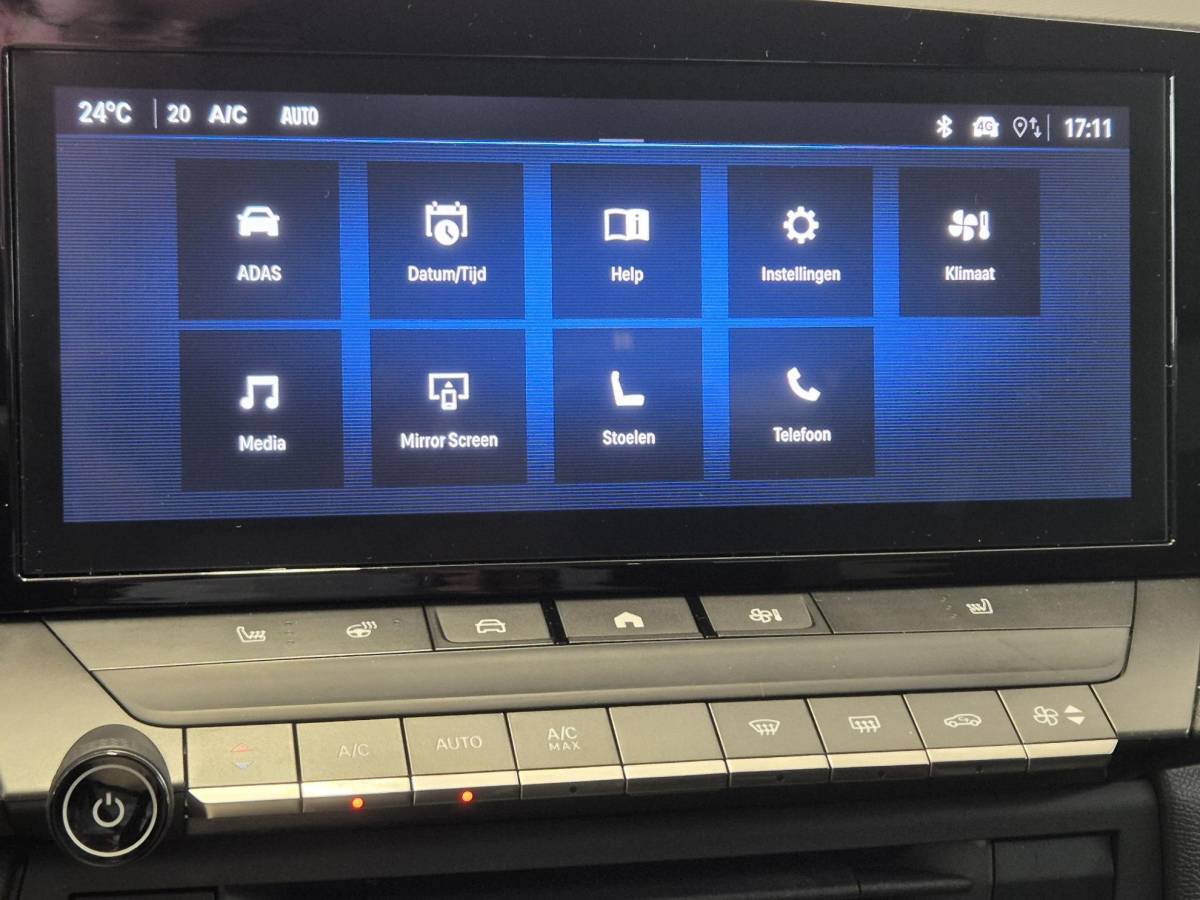 Opel Astra Opel Astra 1.2 Turbo Edition | Apple CarPlay / Android Auto | Stoel- en stuurverwarming | AGR Comfortstoel | Parkeersensoren voor en achter |