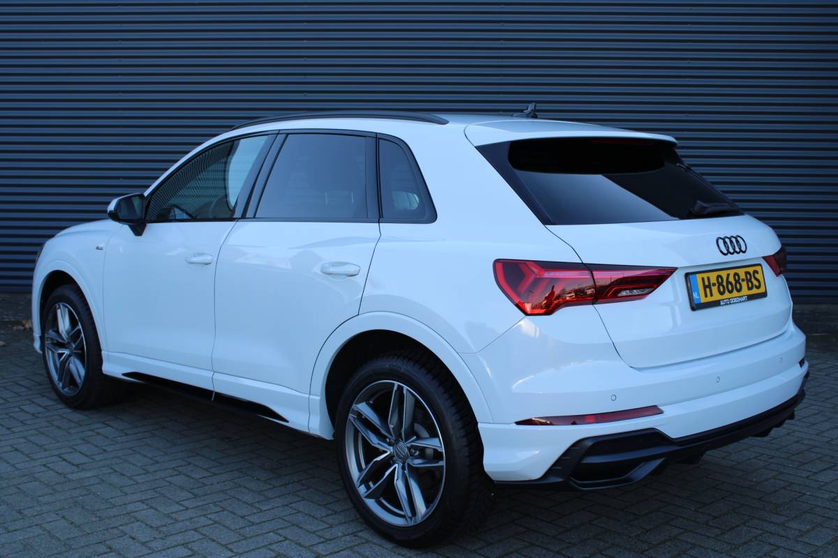 Audi Q3 Audi Q3 35 TFSI S-Line Vol-Leder Full-Led Virtual-Cockpit CarPlay