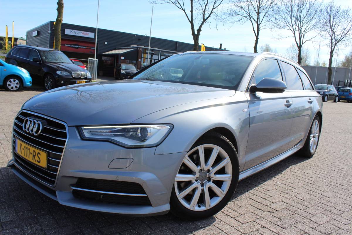 Audi A6 Audi A6 Avant 2.0 TDI ultra S Edition AUTOMAAT vol leder multimedia trekhaak parkeersensoren