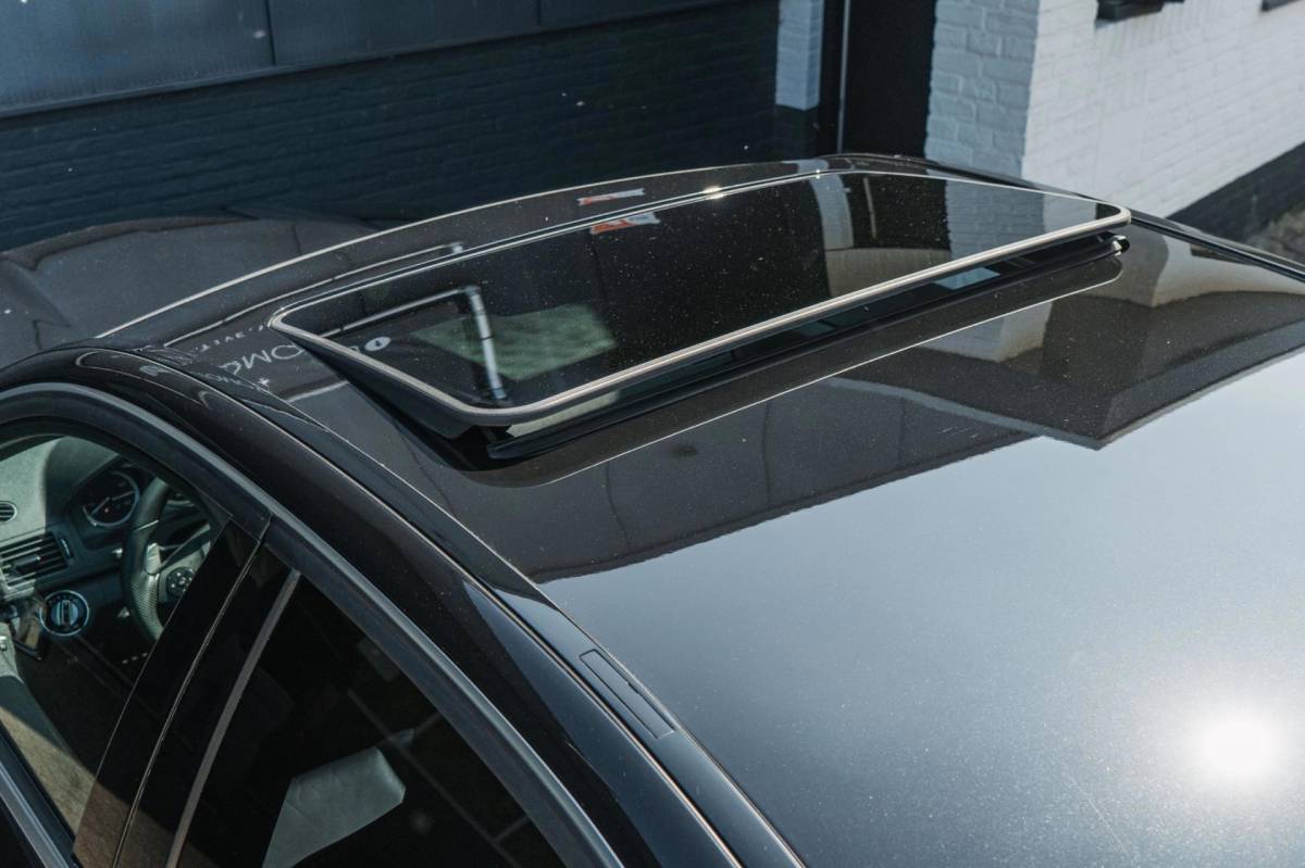 Mercedes-Benz C-Klasse Mercedes-Benz C-klasse AMG 63 / 107.000 km / TOPSTAAT !