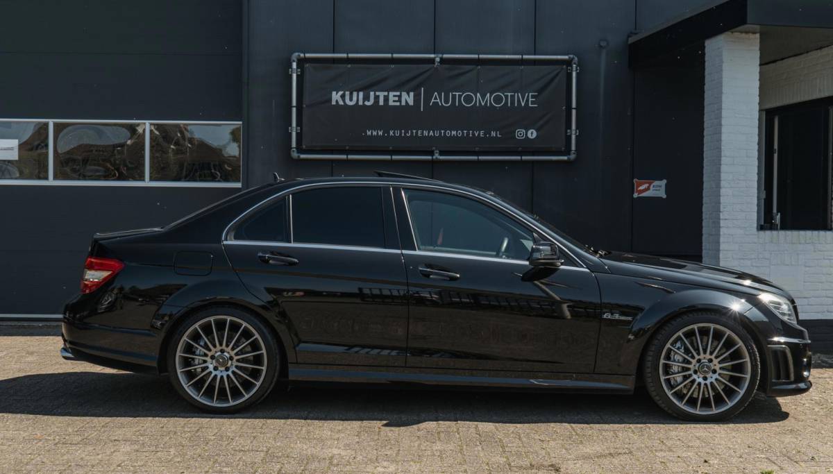 Mercedes-Benz C-Klasse Mercedes-Benz C-klasse AMG 63 / 107.000 km / TOPSTAAT !