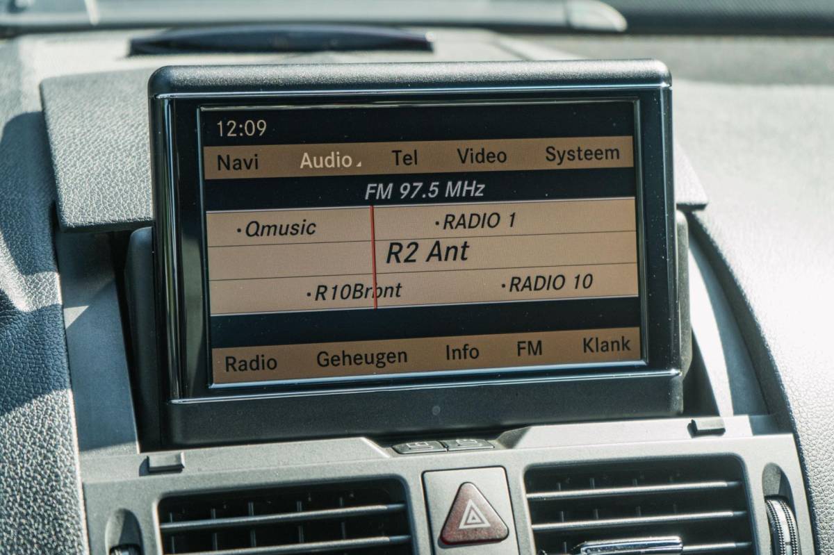 Mercedes-Benz C-Klasse Mercedes-Benz C-klasse AMG 63 / 107.000 km / TOPSTAAT !
