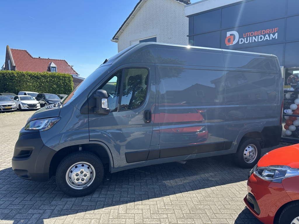 Peugeot Boxer Peugeot Boxer 335 L2H2 Premium 140 PK | 3 Zits | Camera