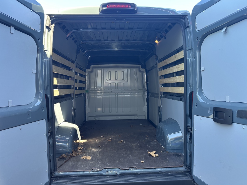 Peugeot Boxer Peugeot Boxer 335 L2H2 Premium 140 PK | 3 Zits | Camera