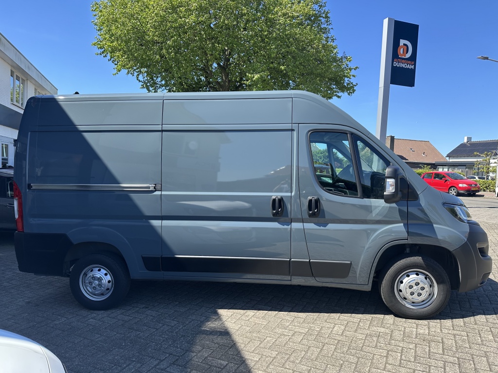 Peugeot Boxer Peugeot Boxer 335 L2H2 Premium 140 PK | 3 Zits | Camera
