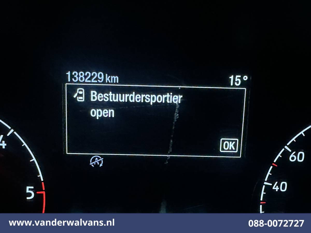 Ford Transit Ford Transit 2.0 TDCI 131pk L3H2 Euro6 Airco | Camera | Navigatie | Apple Carplay | Stoelverwarming Cruisecontrol, Android auto, Verwarmde voorruit, Parkeersensoren, Bijrijdersbank, 2500kg trekvermogen