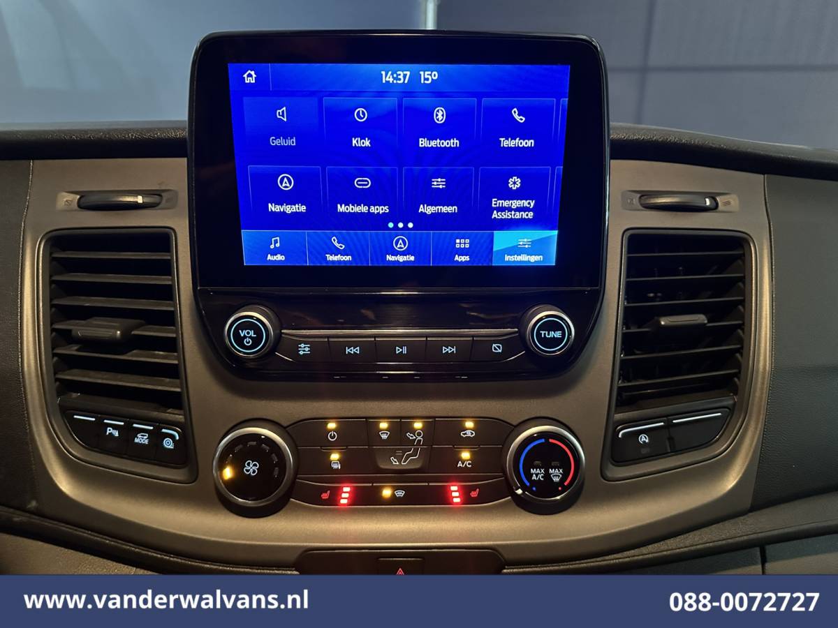 Ford Transit Ford Transit 2.0 TDCI 131pk L3H2 Euro6 Airco | Camera | Navigatie | Apple Carplay | Stoelverwarming Cruisecontrol, Android auto, Verwarmde voorruit, Parkeersensoren, Bijrijdersbank, 2500kg trekvermogen