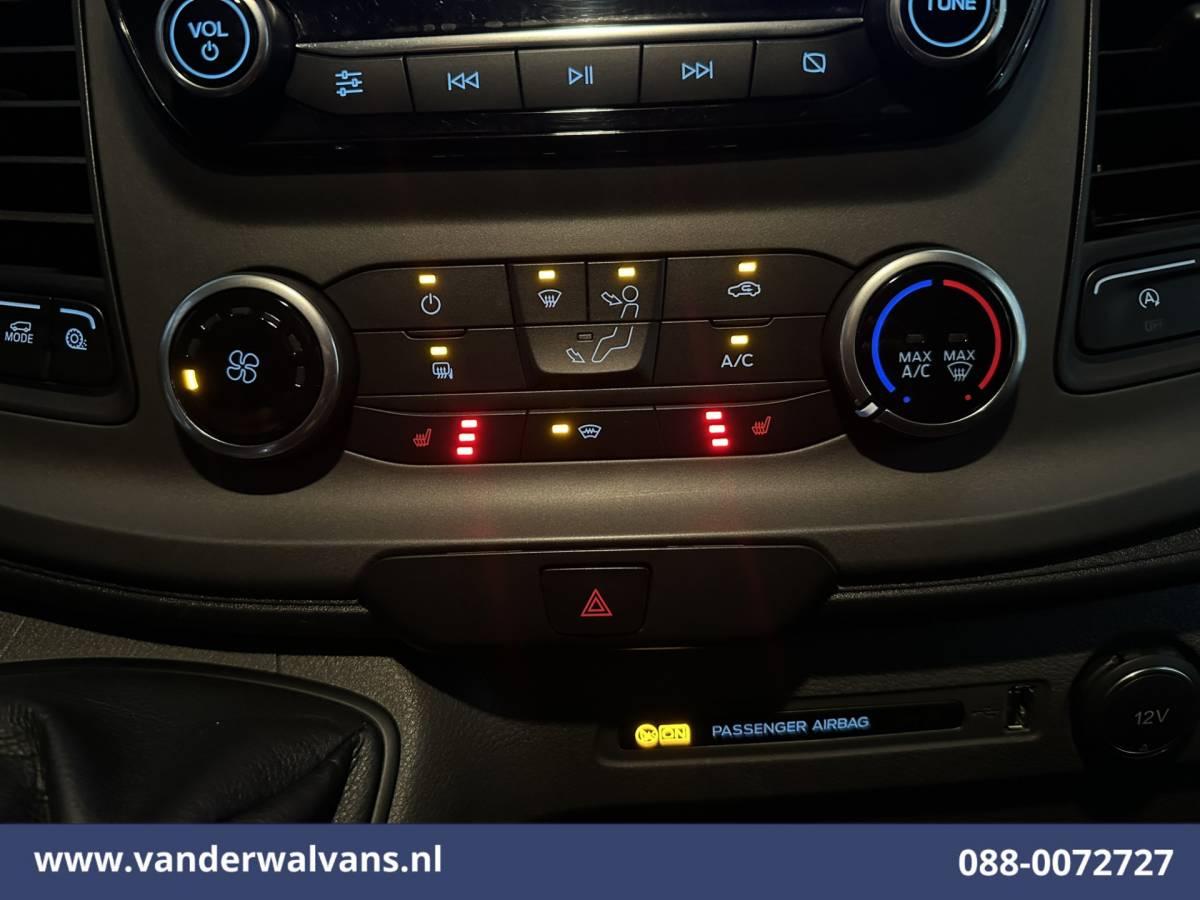 Ford Transit Ford Transit 2.0 TDCI 131pk L3H2 Euro6 Airco | Camera | Navigatie | Apple Carplay | Stoelverwarming Cruisecontrol, Android auto, Verwarmde voorruit, Parkeersensoren, Bijrijdersbank, 2500kg trekvermogen