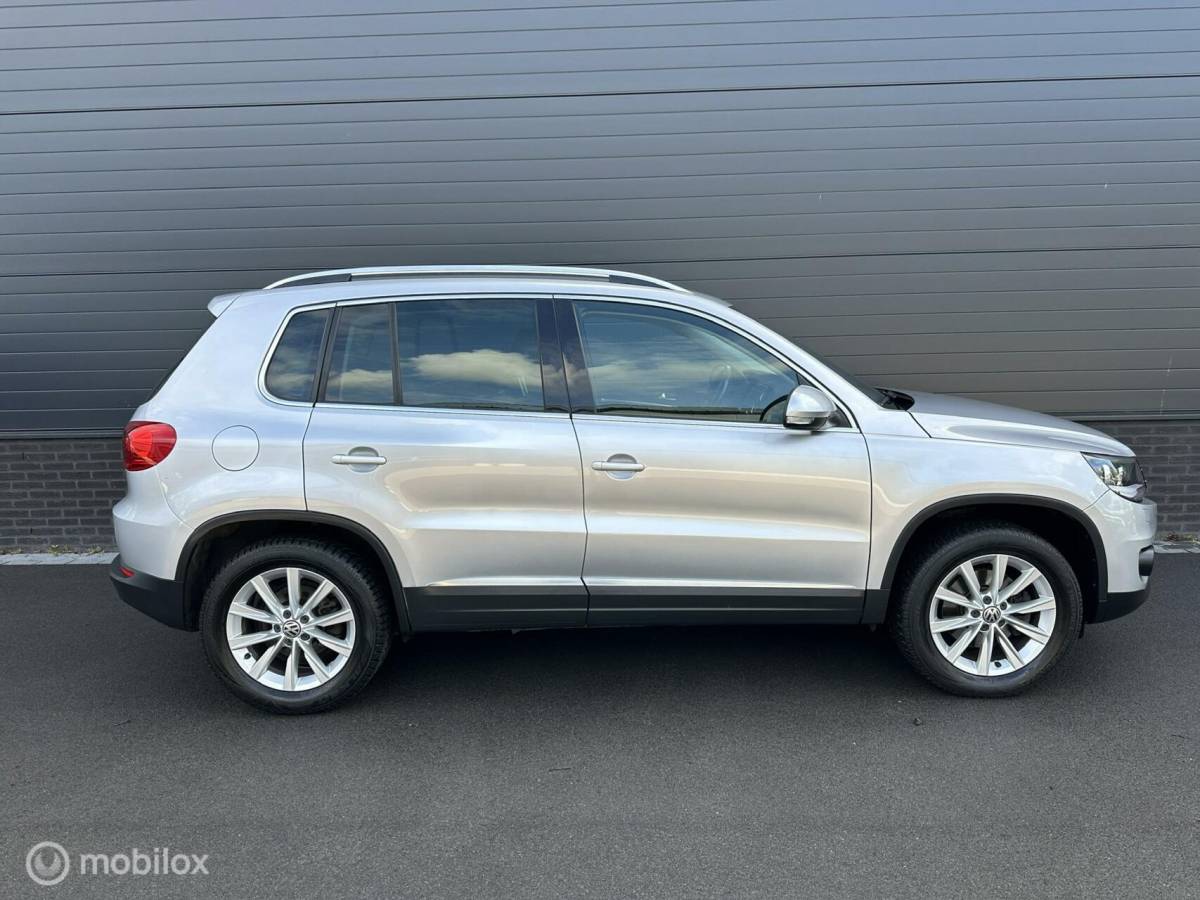 Volkswagen Tiguan Volkswagen Tiguan 1.4 TSI Sport&Style CLIMA*PDC*HAAK*1600KG