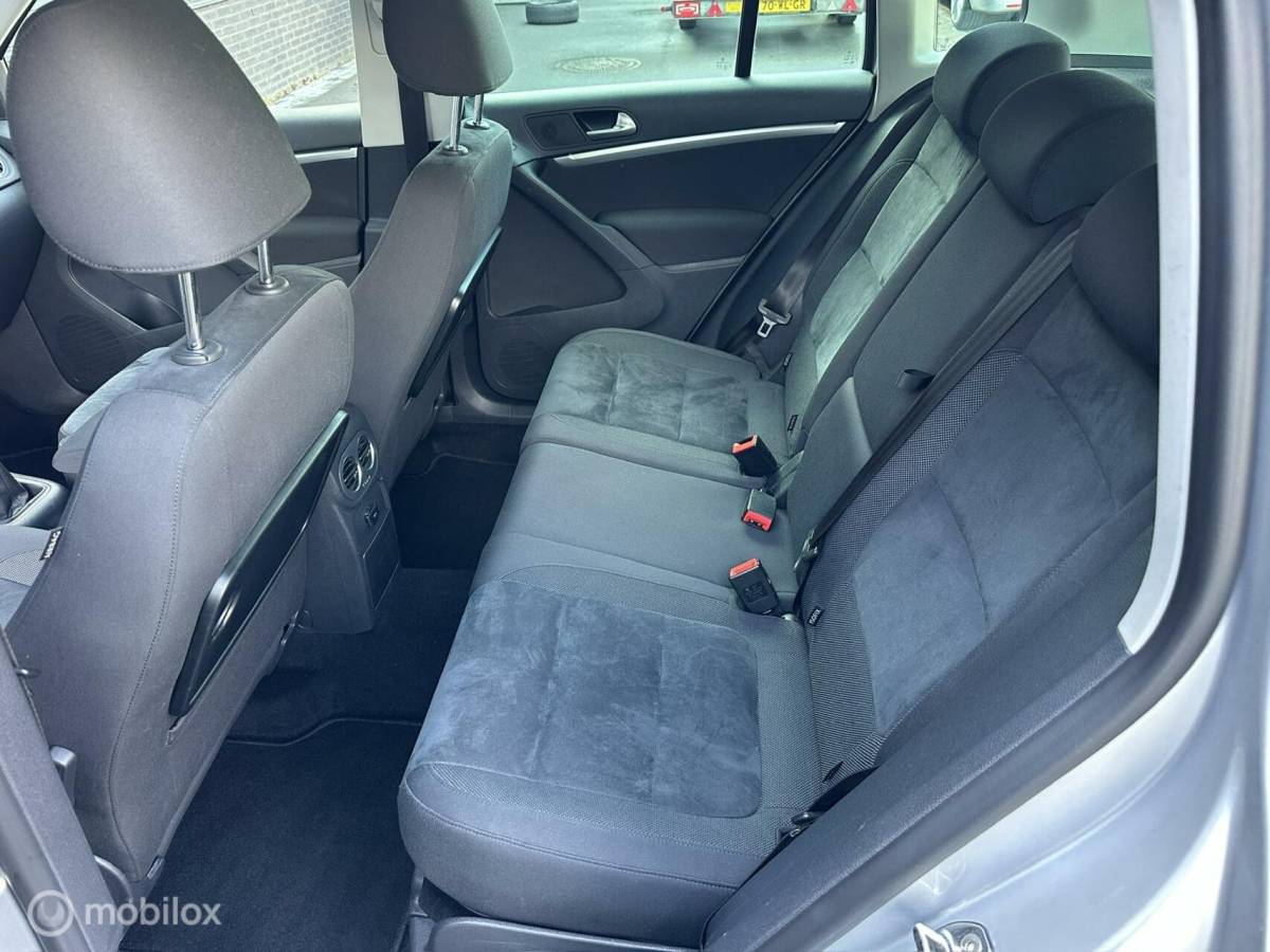 Volkswagen Tiguan Volkswagen Tiguan 1.4 TSI Sport&Style CLIMA*PDC*HAAK*1600KG