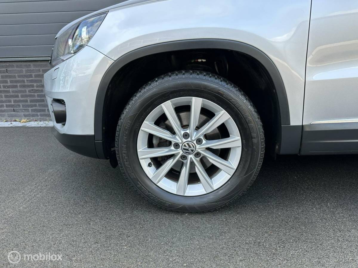 Volkswagen Tiguan Volkswagen Tiguan 1.4 TSI Sport&Style CLIMA*PDC*HAAK*1600KG