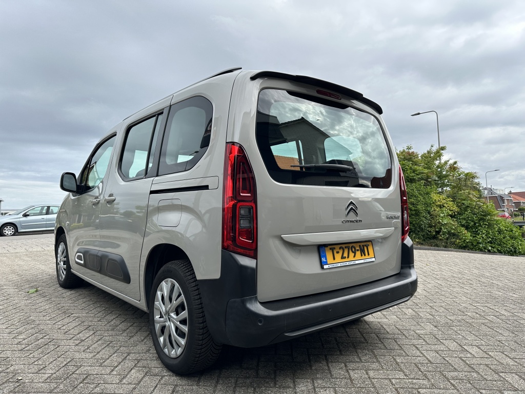Citroën Berlingo Citroen Berlingo 1.2 Shine | Rijklaarprijs | Nieuwe distributieriem |