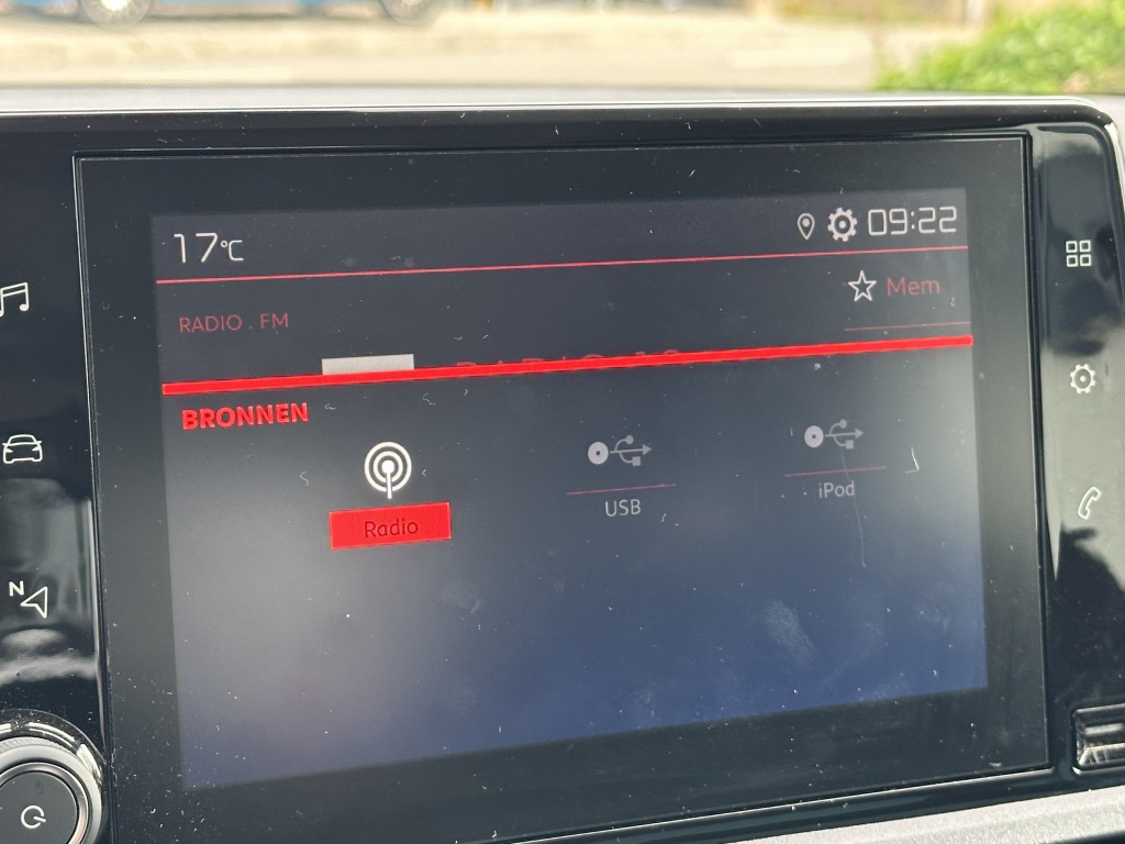 Citroën Berlingo Citroen Berlingo 1.2 Shine | Rijklaarprijs | Nieuwe distributieriem |