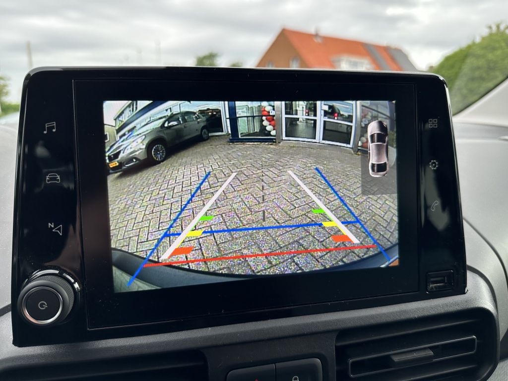 Citroën Berlingo Citroen Berlingo 1.2 Shine | Rijklaarprijs | Nieuwe distributieriem |