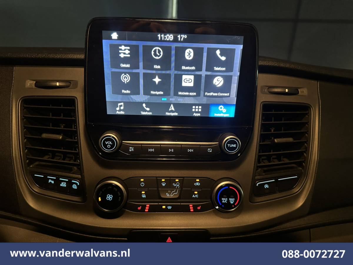 Ford Transit Custom Ford Transit Custom 2.0 TDCI L2H1 Euro6  Airco | Navigatie | Apple Carplay | Cruisecontrol | Stoelverwarming LED, parkeersensoren, android auto, verwarmde voorruit, bijrijdersbank