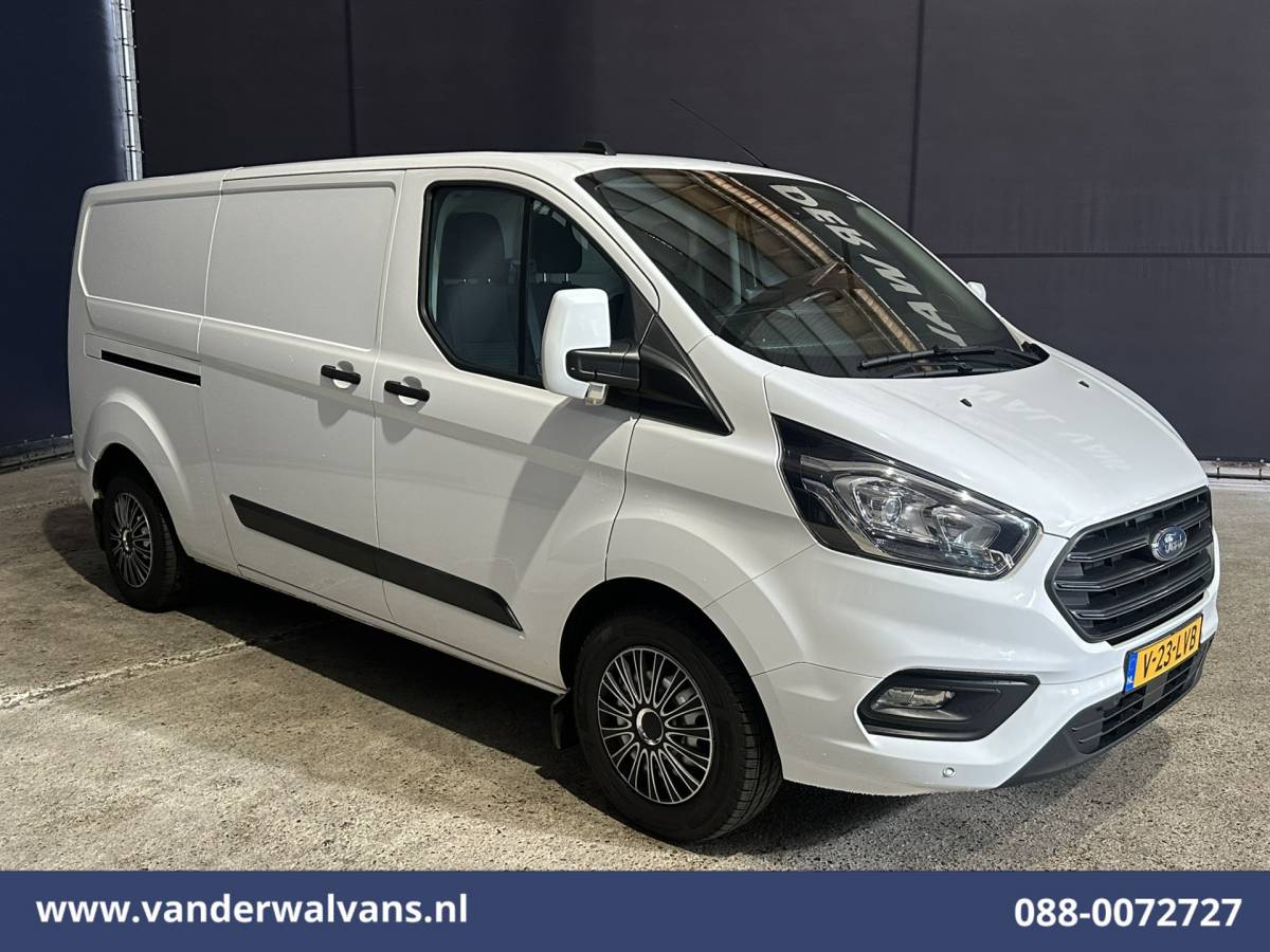 Ford Transit Custom Ford Transit Custom 2.0 TDCI L2H1 Euro6  Airco | Navigatie | Apple Carplay | Cruisecontrol | Stoelverwarming LED, parkeersensoren, android auto, verwarmde voorruit, bijrijdersbank