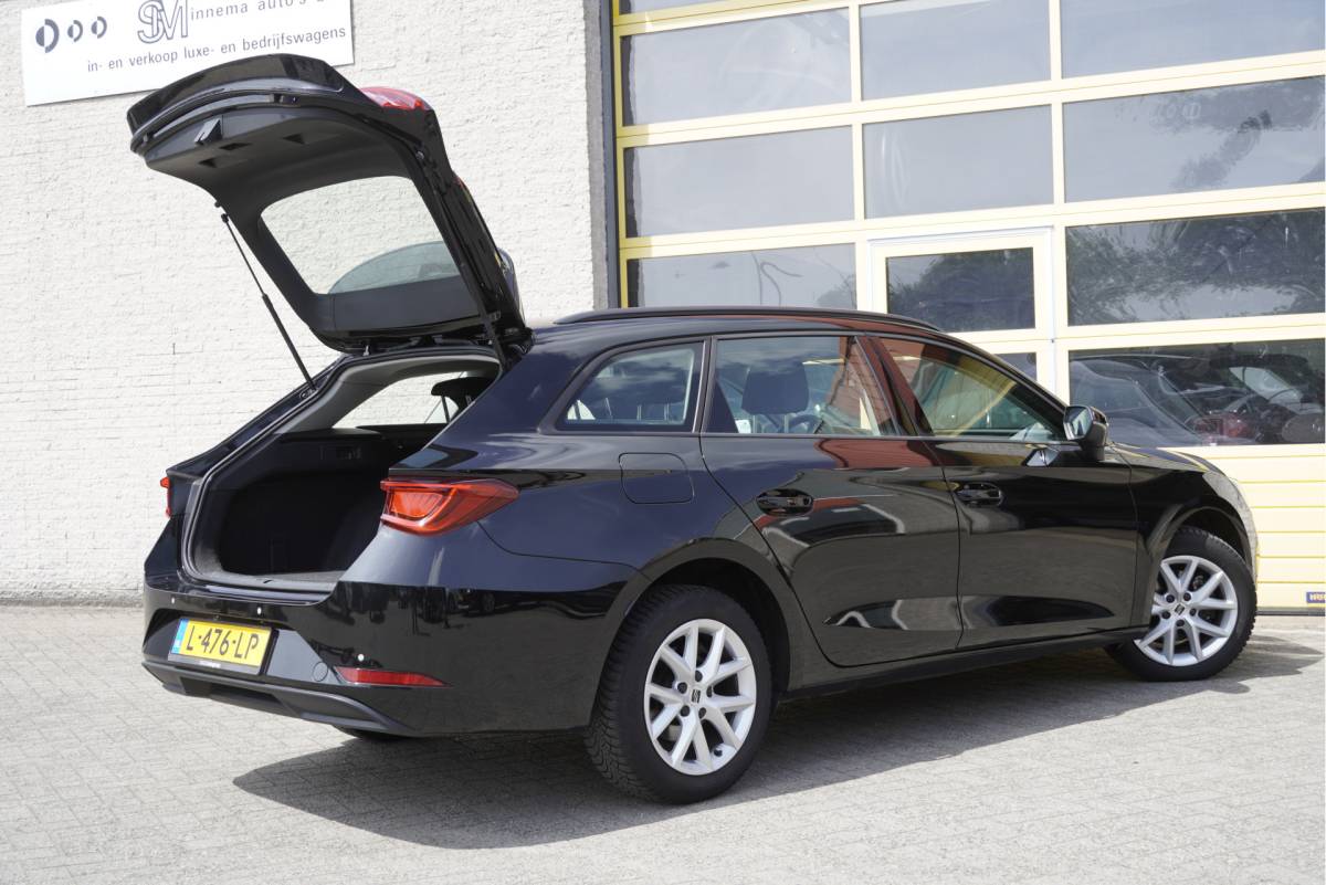 SEAT Leon SEAT Leon Sportstourer 1.0 TSI Reference BJ2021 Lmv 16″ | Led | Pdc | Navi | App-Connect | Climate control | Cruise control | Getint glas