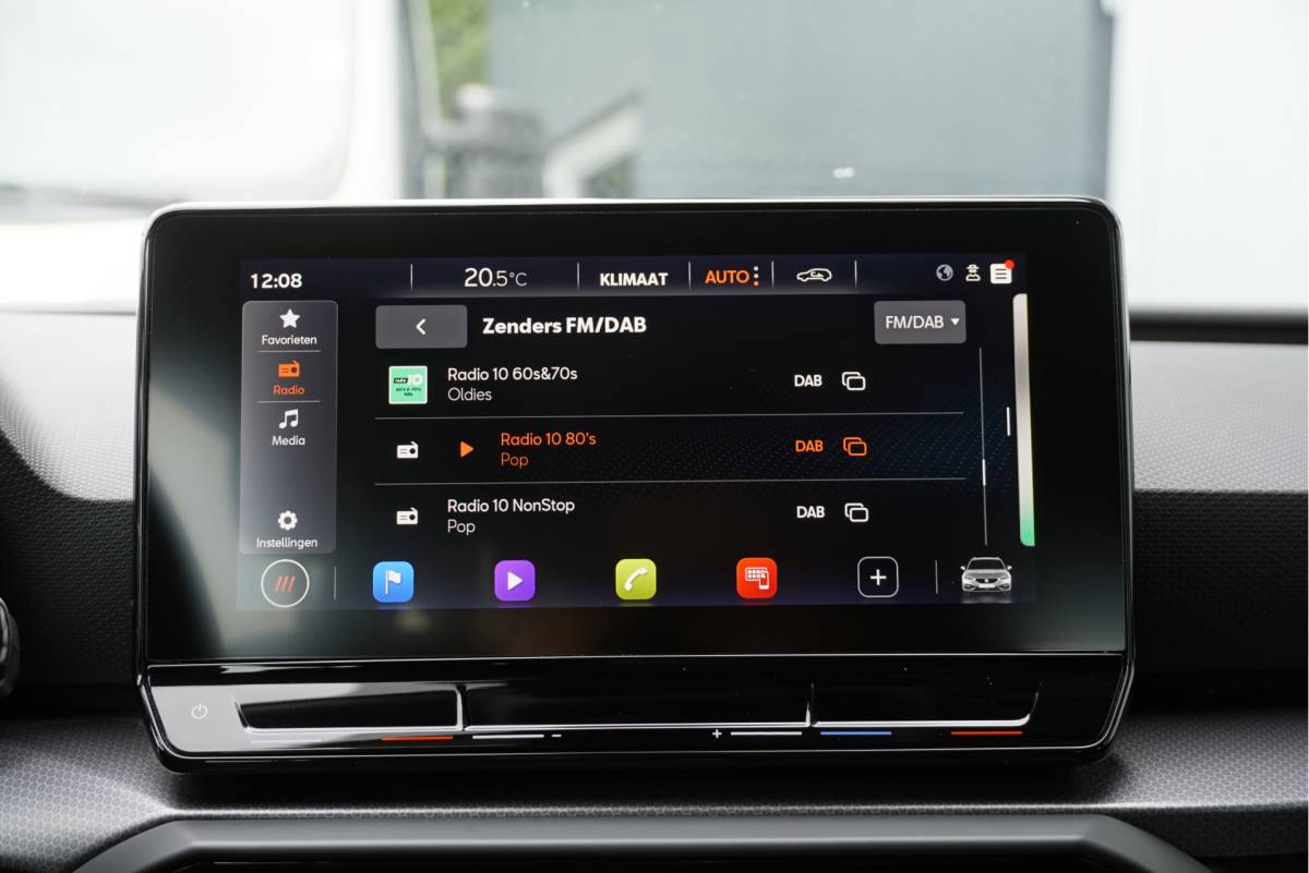 SEAT Leon SEAT Leon Sportstourer 1.0 TSI Reference BJ2021 Lmv 16″ | Led | Pdc | Navi | App-Connect | Climate control | Cruise control | Getint glas