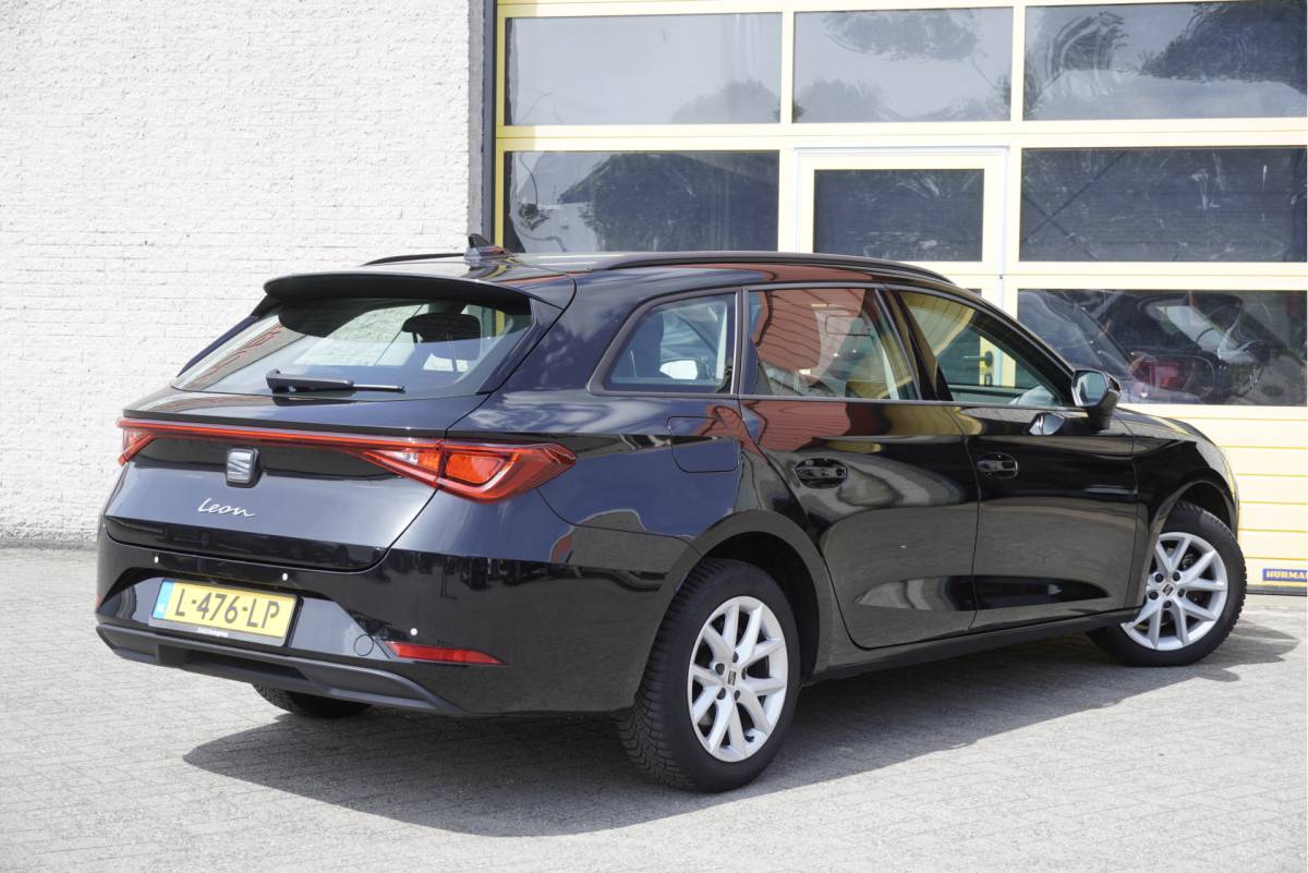 SEAT Leon SEAT Leon Sportstourer 1.0 TSI Reference BJ2021 Lmv 16″ | Led | Pdc | Navi | App-Connect | Climate control | Cruise control | Getint glas