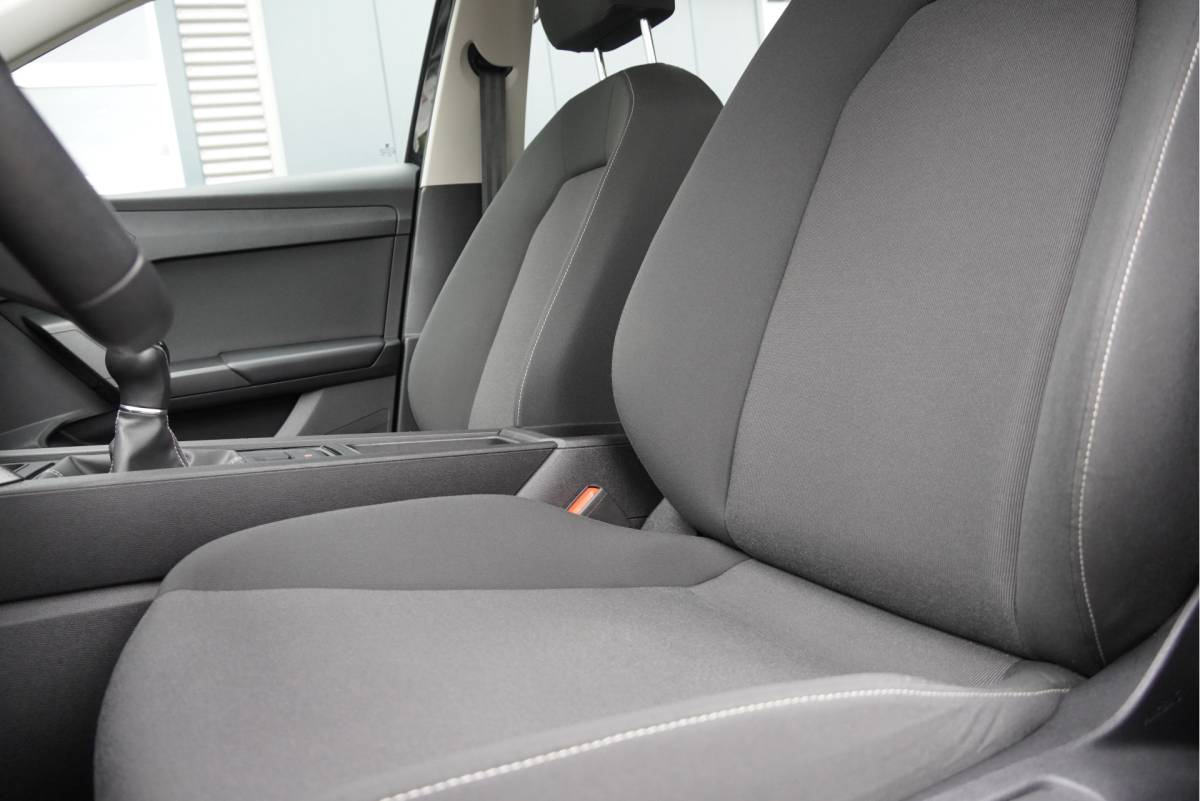 SEAT Leon SEAT Leon Sportstourer 1.0 TSI Reference BJ2021 Lmv 16″ | Led | Pdc | Navi | App-Connect | Climate control | Cruise control | Getint glas