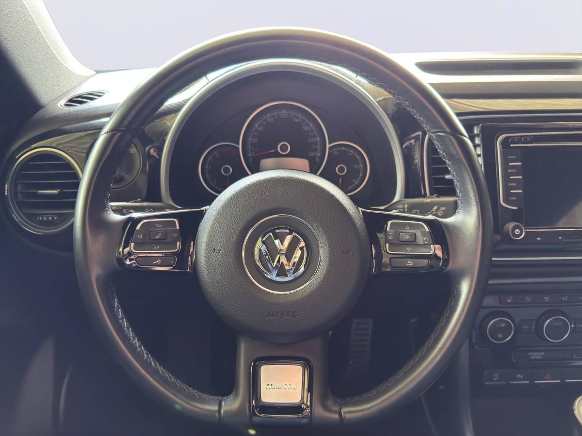Volkswagen Beetle Volkswagen Beetle Cabriolet 1.2 TSI Exclusive Series /Apple Carplay/Cruise Contr./Climate Contr./Stoelverw./Parkeersens.V+A+Cam/Navi/(MET GARANTIE*)