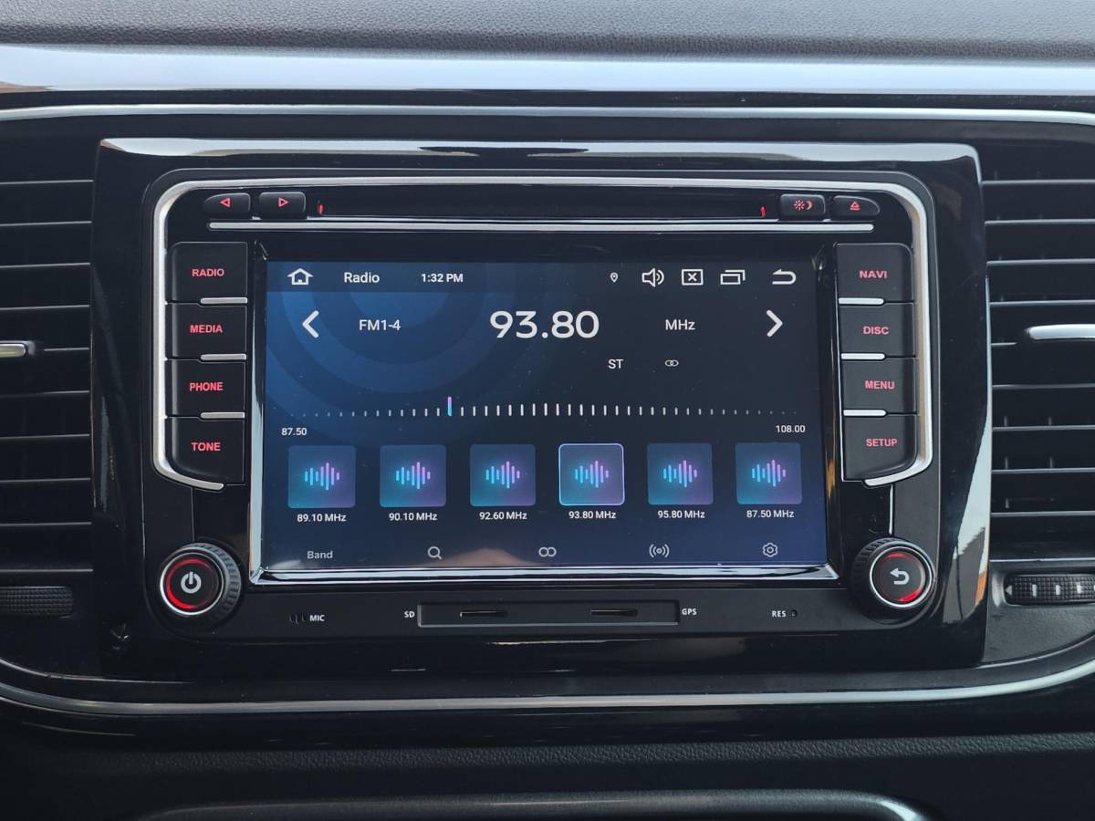 Volkswagen Beetle Volkswagen Beetle Cabriolet 1.2 TSI Exclusive Series /Apple Carplay/Cruise Contr./Climate Contr./Stoelverw./Parkeersens.V+A+Cam/Navi/(MET GARANTIE*)