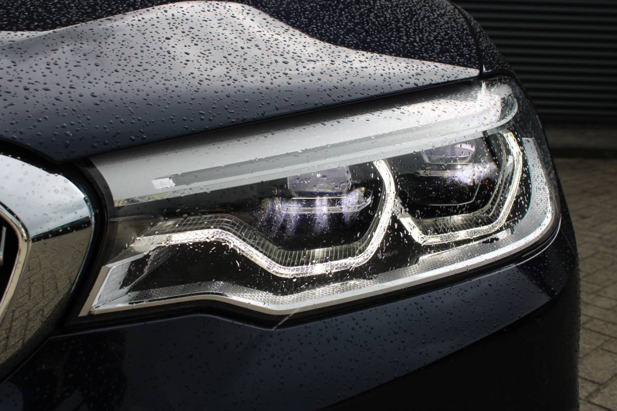 BMW 5 Serie BMW 5-serie Touring 520i Luxuryline Full-Led Comfort-Zetels Dakota-Leer 360-Camera