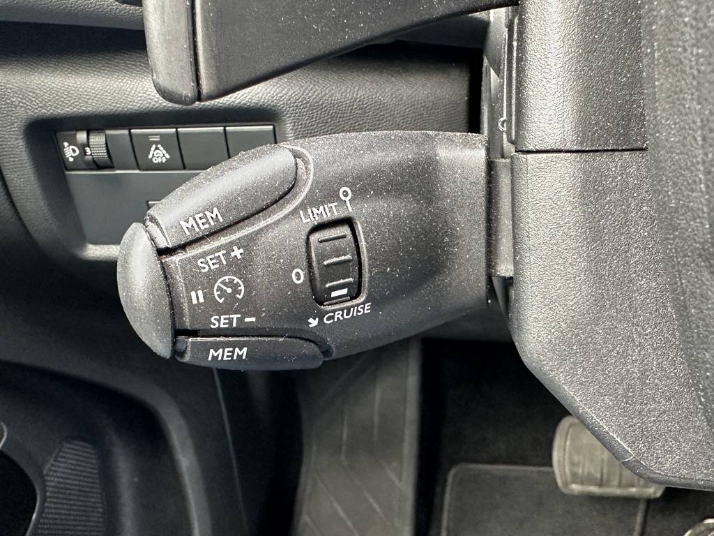Citroën C5 Aircross Citroen C5 Aircross 1.6 180 PK Business Plus | 4 Nieuwe All Season Banden | Camera |
