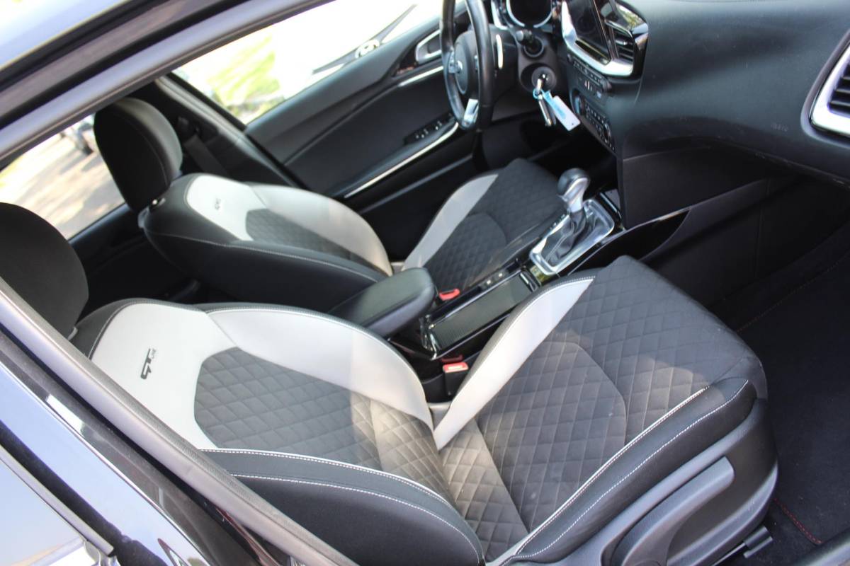 Kia ProCeed Kia ProCeed 1.4 T-GDI GT-Line AUTOMAAT RIJKLAAR PRIJS CARPLAY MULTIMEDIA CAMERA