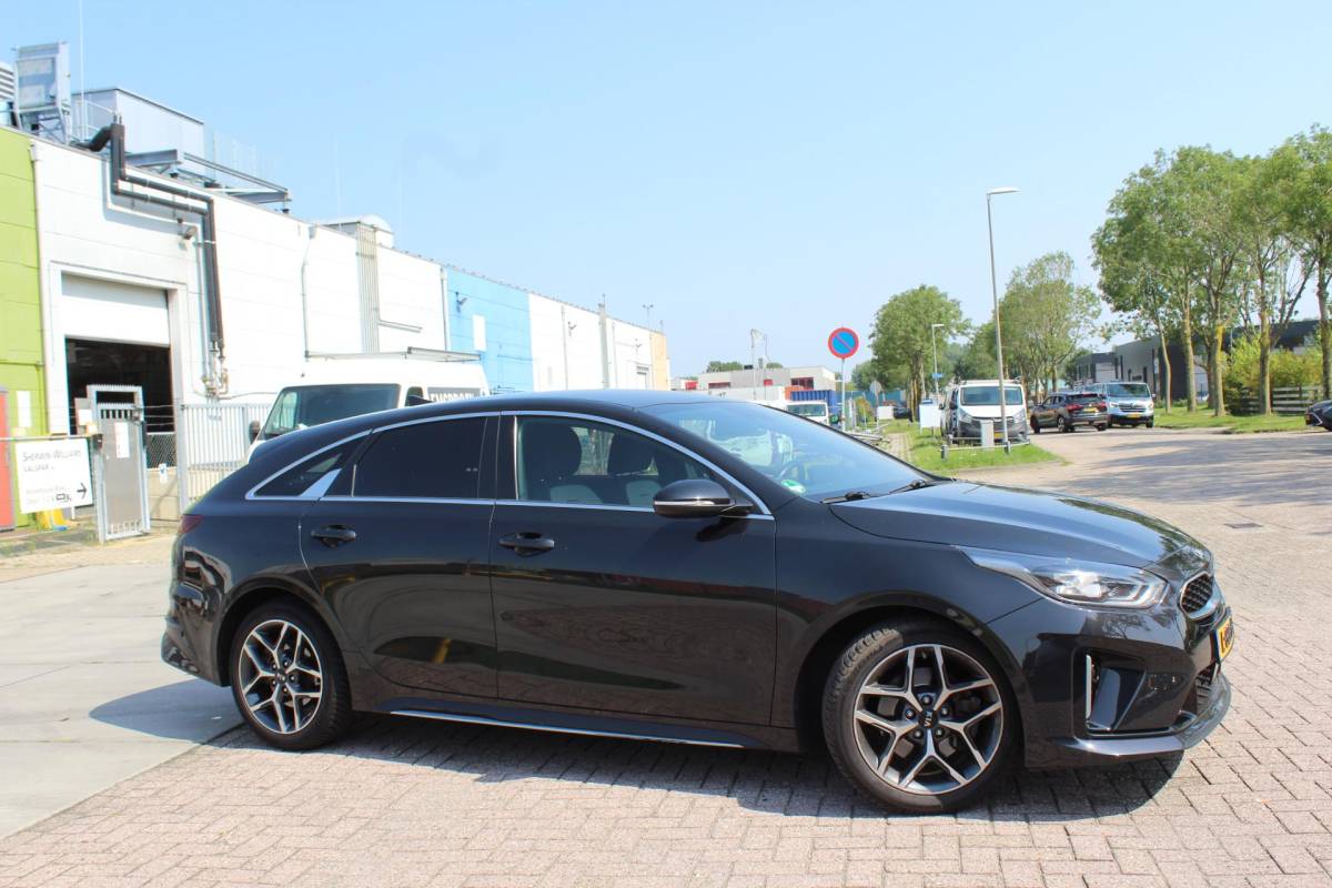 Kia ProCeed Kia ProCeed 1.4 T-GDI GT-Line AUTOMAAT RIJKLAAR PRIJS CARPLAY MULTIMEDIA CAMERA
