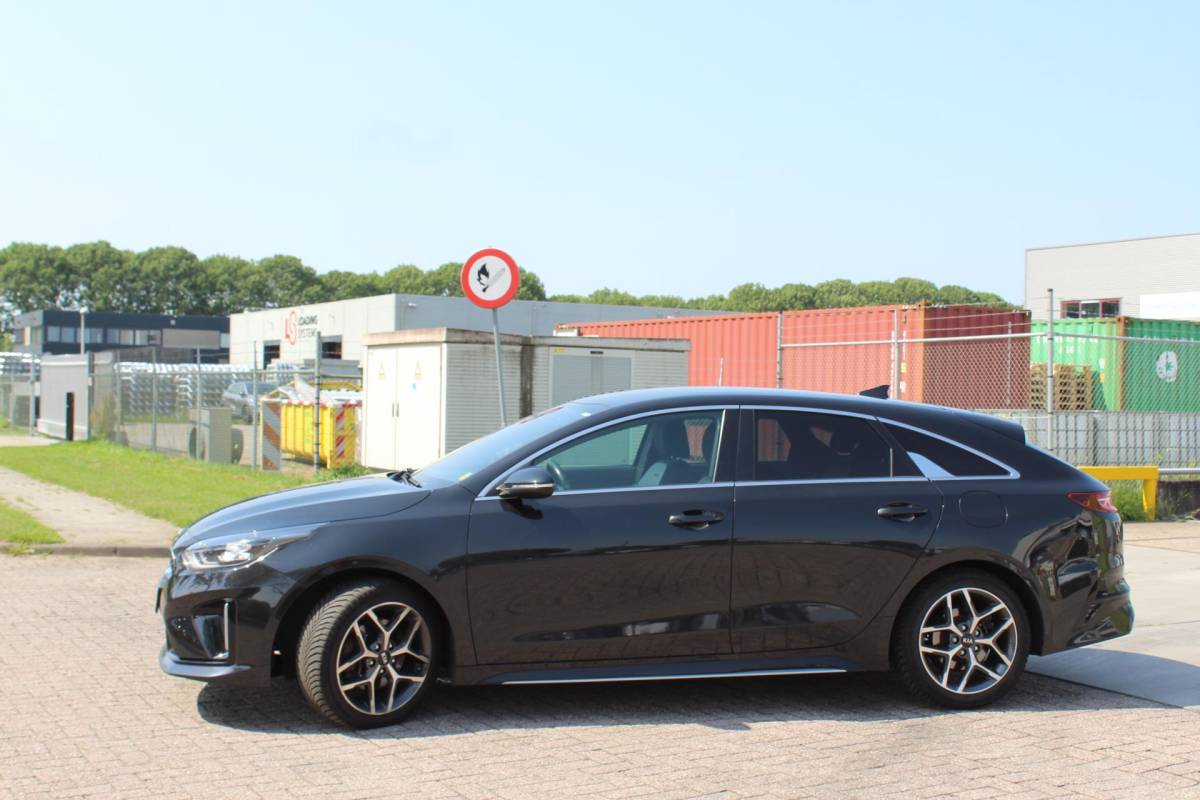 Kia ProCeed Kia ProCeed 1.4 T-GDI GT-Line AUTOMAAT RIJKLAAR PRIJS CARPLAY MULTIMEDIA CAMERA