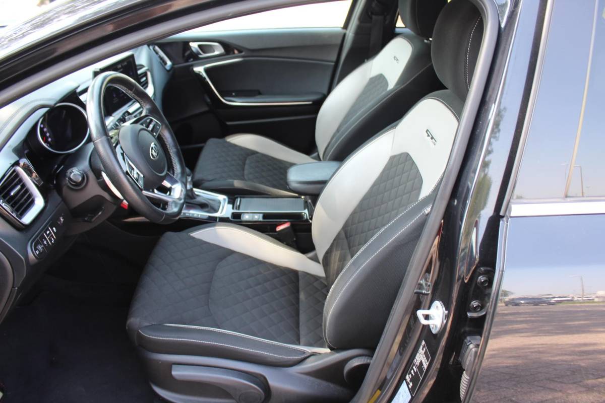 Kia ProCeed Kia ProCeed 1.4 T-GDI GT-Line AUTOMAAT RIJKLAAR PRIJS CARPLAY MULTIMEDIA CAMERA