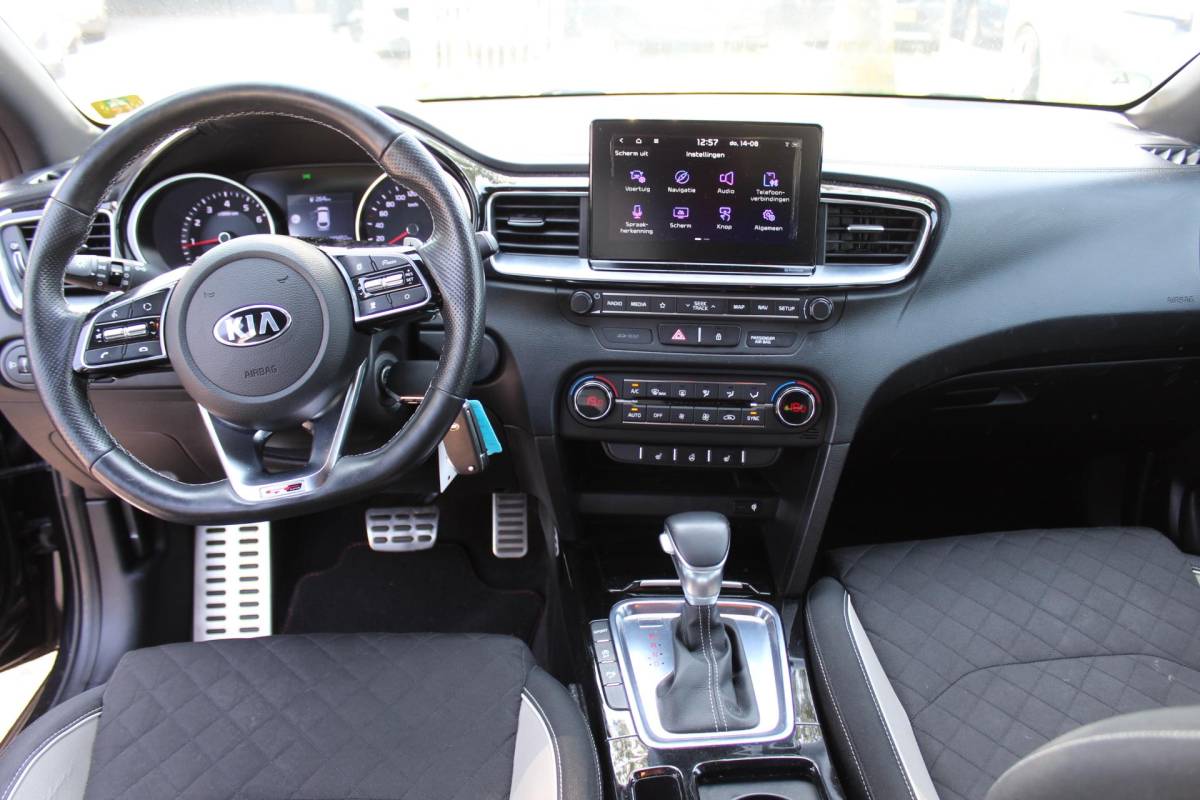 Kia ProCeed Kia ProCeed 1.4 T-GDI GT-Line AUTOMAAT RIJKLAAR PRIJS CARPLAY MULTIMEDIA CAMERA