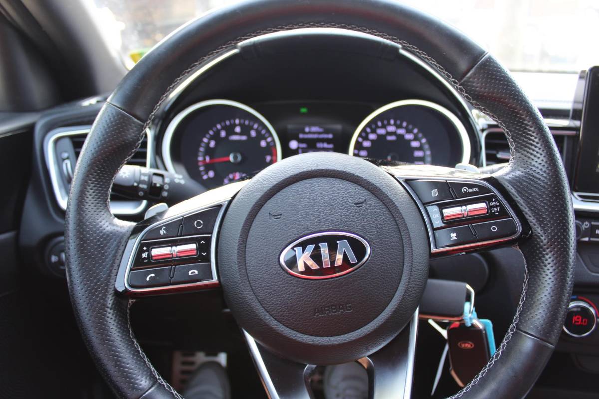 Kia ProCeed Kia ProCeed 1.4 T-GDI GT-Line AUTOMAAT RIJKLAAR PRIJS CARPLAY MULTIMEDIA CAMERA