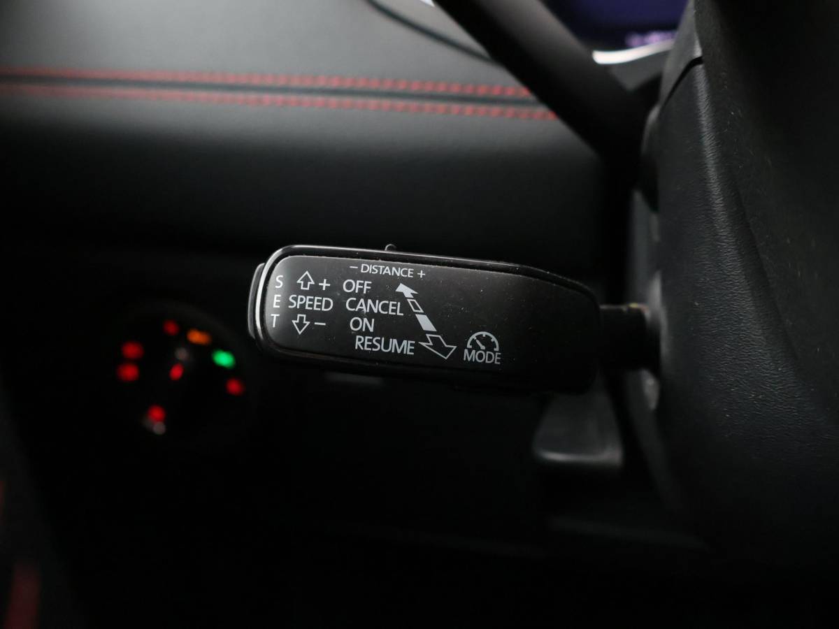 SEAT Arona SEAT Arona 1.0 TSI AUT. FR SPORT + ADAPTIVE CRUISE | CAMERA VIRTUAL COCKPIT | TREKHAAK | APPLE CARPLAY | LED | STOELVERWARMING