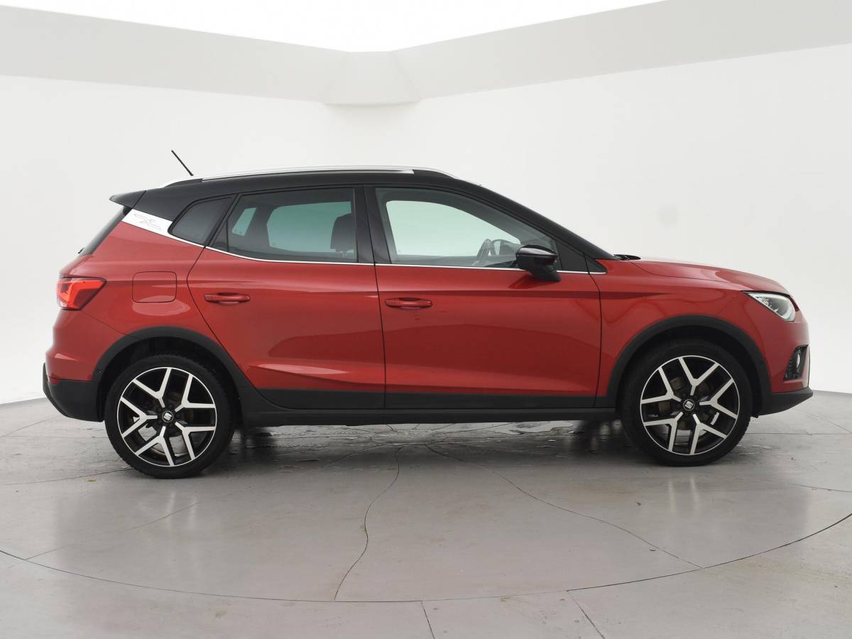 SEAT Arona SEAT Arona 1.0 TSI AUT. FR SPORT + ADAPTIVE CRUISE | CAMERA VIRTUAL COCKPIT | TREKHAAK | APPLE CARPLAY | LED | STOELVERWARMING