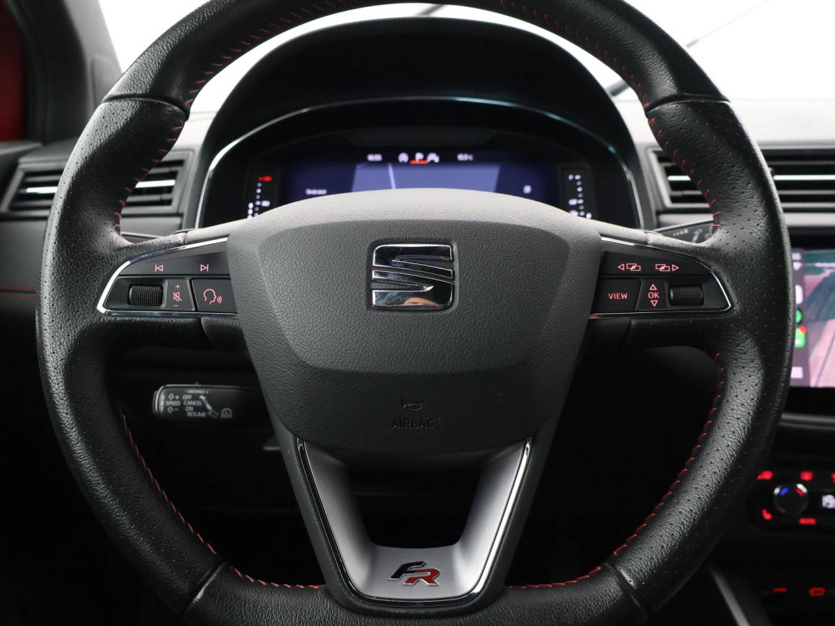 SEAT Arona SEAT Arona 1.0 TSI AUT. FR SPORT + ADAPTIVE CRUISE | CAMERA VIRTUAL COCKPIT | TREKHAAK | APPLE CARPLAY | LED | STOELVERWARMING