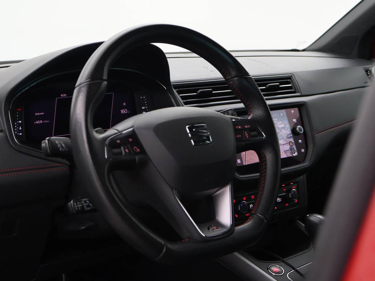 SEAT Arona SEAT Arona 1.0 TSI AUT. FR SPORT + ADAPTIVE CRUISE | CAMERA VIRTUAL COCKPIT | TREKHAAK | APPLE CARPLAY | LED | STOELVERWARMING