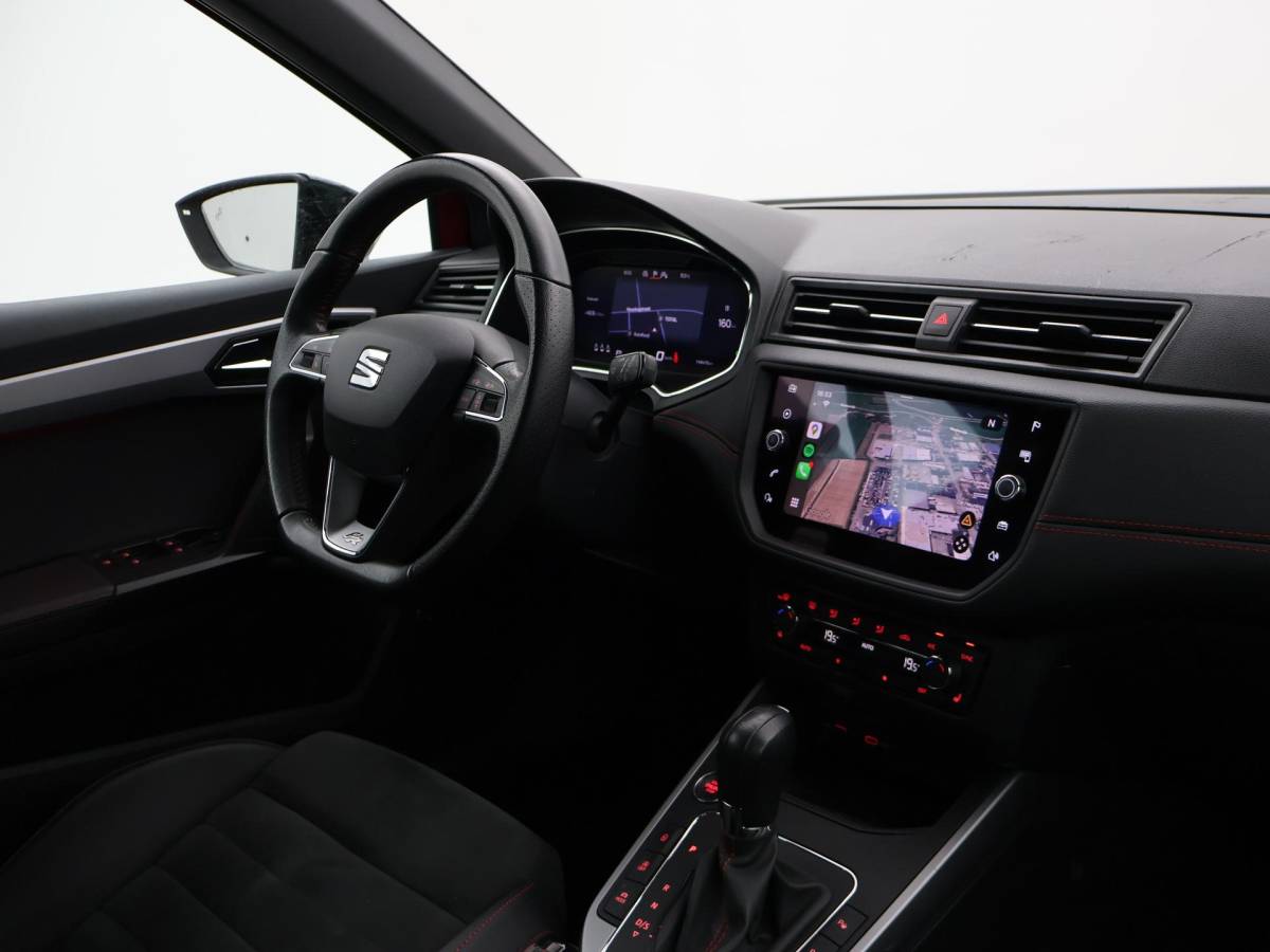 SEAT Arona SEAT Arona 1.0 TSI AUT. FR SPORT + ADAPTIVE CRUISE | CAMERA VIRTUAL COCKPIT | TREKHAAK | APPLE CARPLAY | LED | STOELVERWARMING