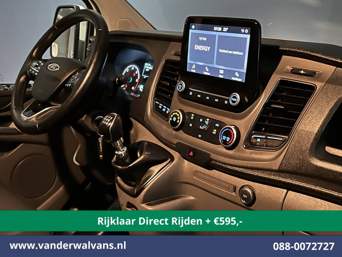 Ford Transit Custom Ford Transit Custom 2.0 TDCI L2H1 Euro6 Airco | Camera | Android auto | Cruisecontrol | Parkeersensoren verwarmde voorruit, bijrijdersbank, 2800kg trekvermogen