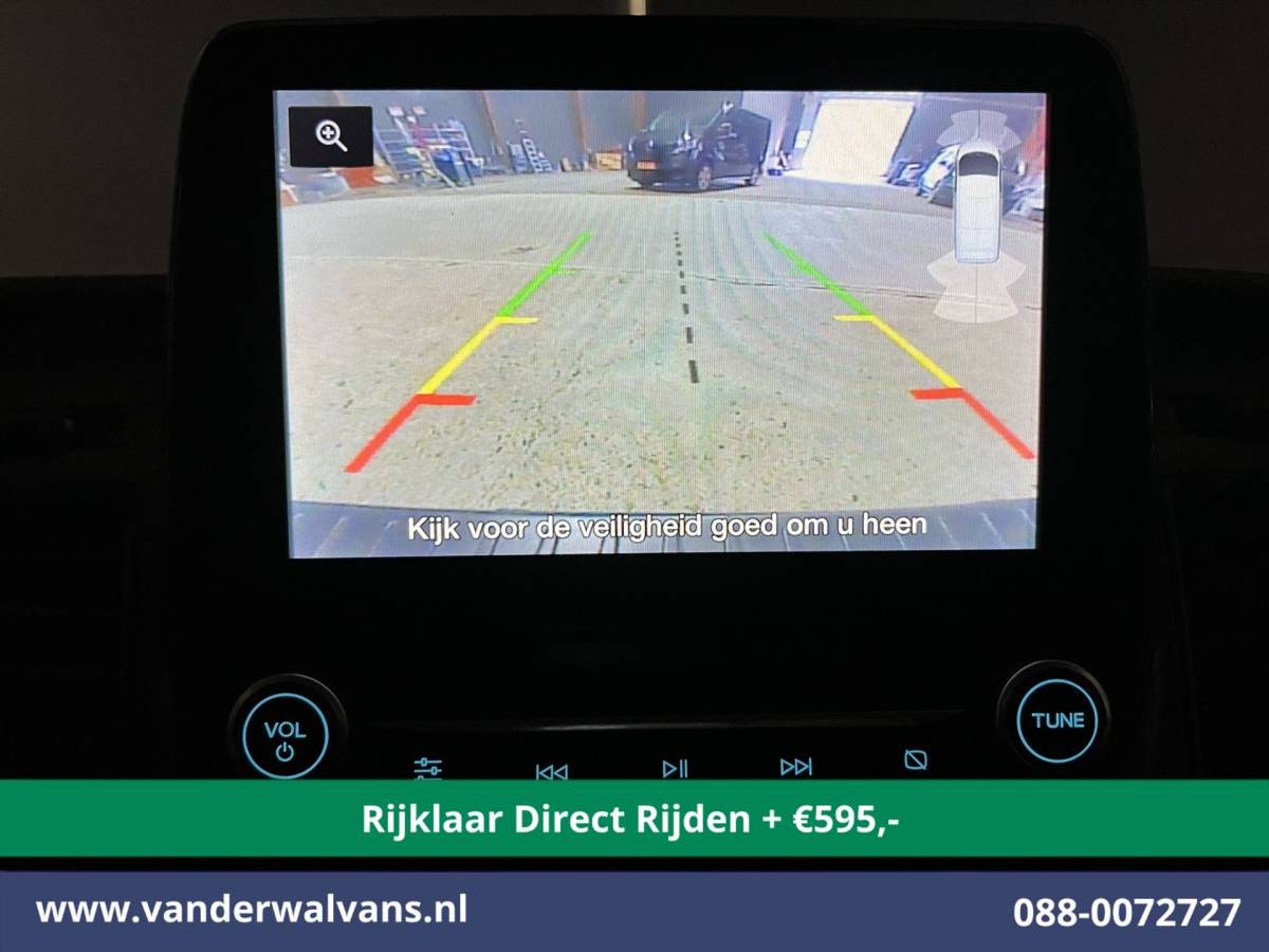 Ford Transit Custom Ford Transit Custom 2.0 TDCI L2H1 Euro6 Airco | Camera | Android auto | Cruisecontrol | Parkeersensoren verwarmde voorruit, bijrijdersbank, 2800kg trekvermogen
