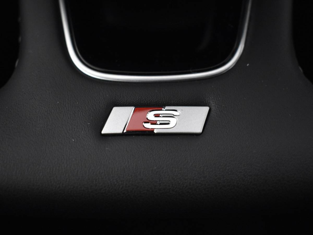 Audi A3 Audi A3 Allstreet Advanced edition 40 TFSI e 204 PK · Lederen bekleding · Comfortsleutel · 18″ LM Velgen · Assist. Driving + Parking plus