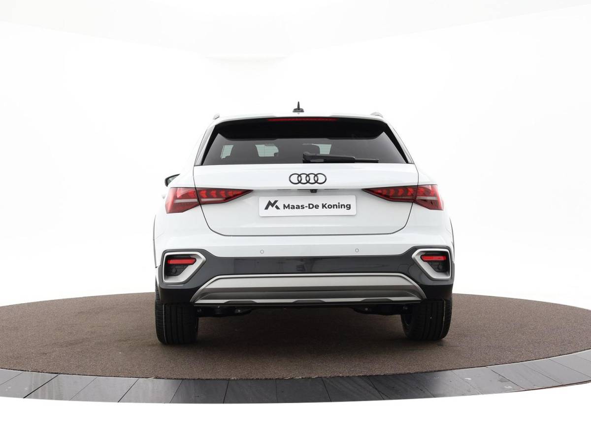 Audi A3 Audi A3 Allstreet Advanced edition 40 TFSI e 204 PK · Lederen bekleding · Comfortsleutel · 18″ LM Velgen · Assist. Driving + Parking plus
