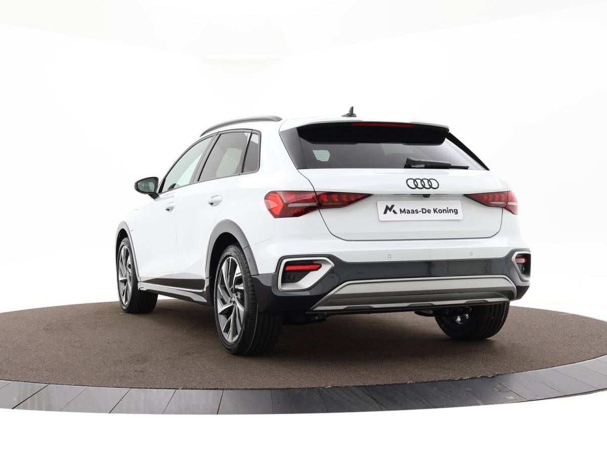 Audi A3 Audi A3 Allstreet Advanced edition 40 TFSI e 204 PK · Lederen bekleding · Comfortsleutel · 18″ LM Velgen · Assist. Driving + Parking plus