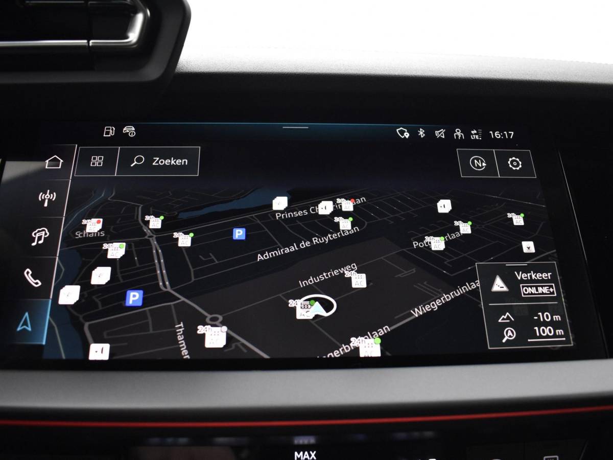 Audi A3 Audi A3 Allstreet Advanced edition 40 TFSI e 204 PK · Lederen bekleding · Comfortsleutel · 18″ LM Velgen · Assist. Driving + Parking plus
