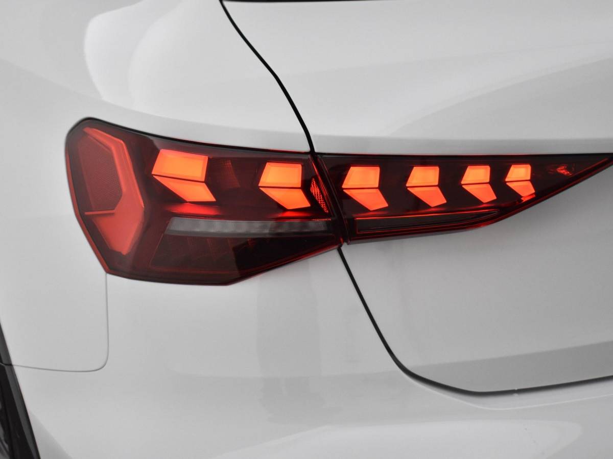 Audi A3 Audi A3 Allstreet Advanced edition 40 TFSI e 204 PK · Lederen bekleding · Comfortsleutel · 18″ LM Velgen · Assist. Driving + Parking plus